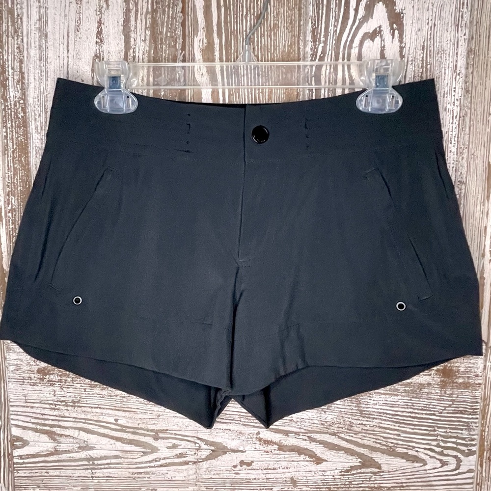 Athleta Black Athletic Workout Adventure Hiking Shorts Size 2